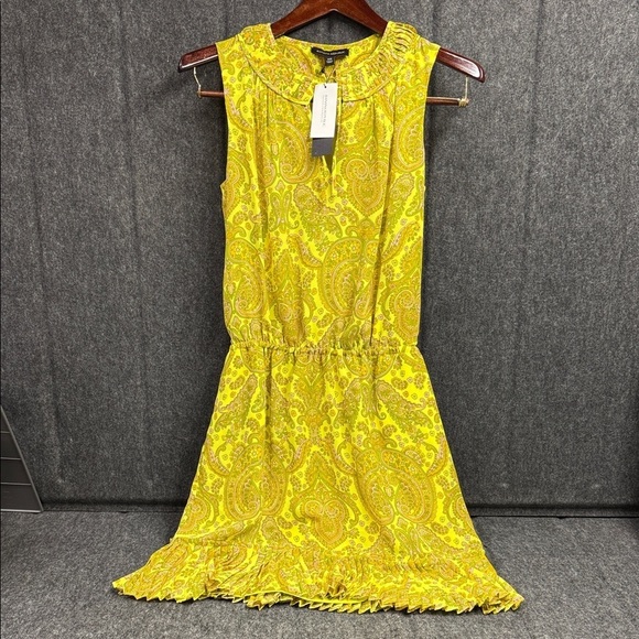 Banana Republic Dresses & Skirts - Banana Republic Yellow Paisley Mini Dress